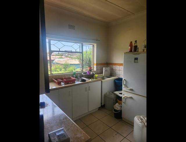 2 BEDROOM APARTMENT FOR SALE IN TURFFONTEIN